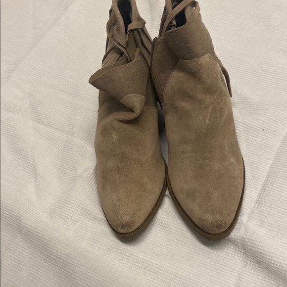 Tan Suede Ankle Booties with Fringe - Picture 10 of 10